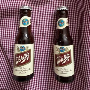 1958 Schmitz Brewing company Milwaukee WI USA vintage salt and pepper shakers